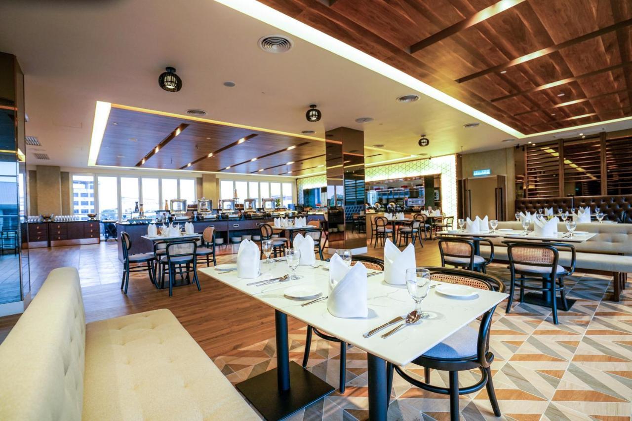פנתאי צנאנג Mercure Langkawi Pantai Cenang מראה חיצוני תמונה